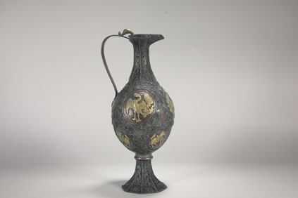 Gilt Silver Carved Beast and Phoenix Pattern Vase