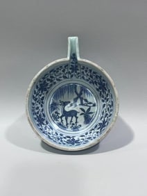 Blue and White Flower and Deer Pattern Porcelain Washer