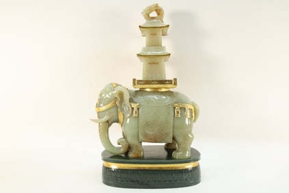 Jade Inlaid Solid Gold Carved Elephant Shape Pagoba