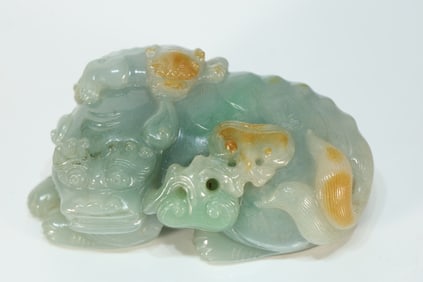 Jadeite Carved Lion Shape Ornament