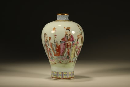Famille Rose Character Story Pattern Porcelain Vase