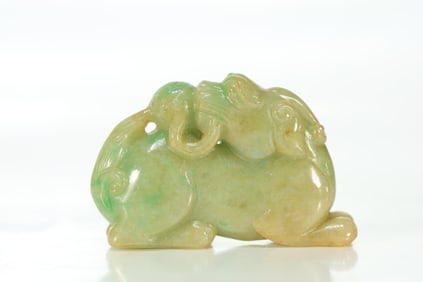 Jadeite Carved Lion Shape Ornament