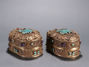 Pair of Gilt Silver Inlaid Turquoise Carved Bat and Shou Pattern Lid Box