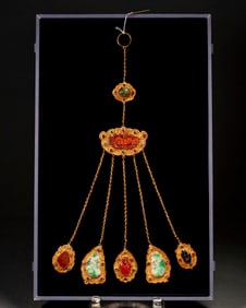 Solid Gold Inlaid Gem Stone Carved Flower Pattern Necklace