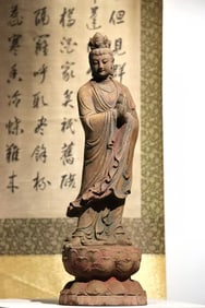 Nan Wood Colour Painted GuanYin Figure