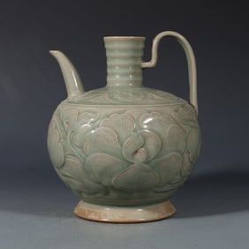Hutian Ware Carved Flower Pattern Porcelain Pot