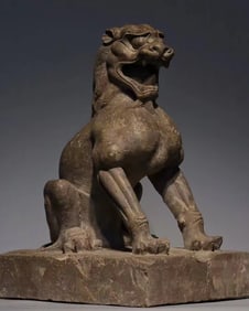 Black Stone Carved Lion Shape Figure