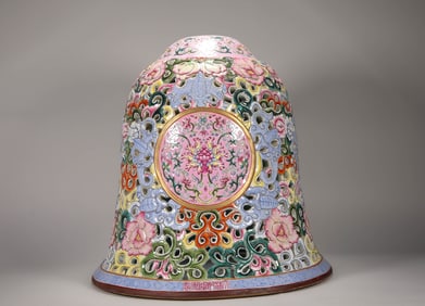 Enamel Drawing Flower and Bat Pattern Porcelain Bell