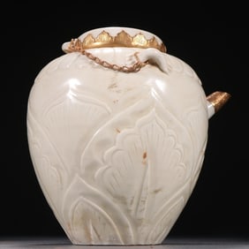 Ding Ware Inlaid Gilt Bronze Carved Flower Pattern Porcelain Pot