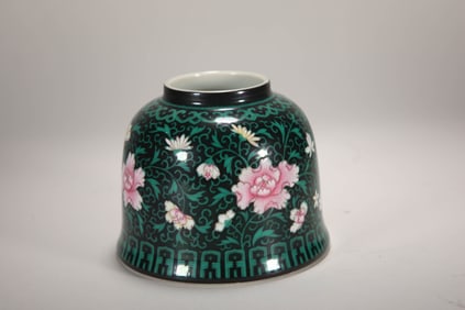Famille Rose Flower Pattern Porcelain Washer