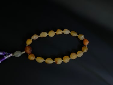 Agate Eighteen Praying Bead Bracelet
