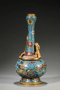 A Cloisonné Enamel 'Dragon' Vase: A Cloisonné Enamel 'Dragon' Vase (13.7 x 29.7cm,Weight 1376g)