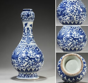 A Blue and White 'Dragon-and-Phoenix' Garlic-Head Vase