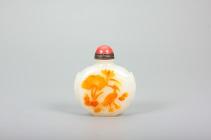 A Hetian Jade Snuff Bottle with Poem