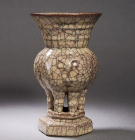 A Ge Ware Elephant-Leg Zun Vase