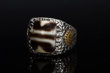 Dzi Bead Ring