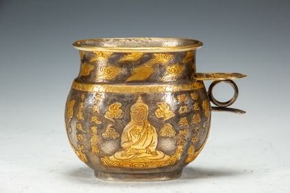 Gilt Silver Carved Cloud and Sakyamuni Pattern Pot
