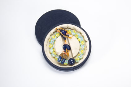 Glassware Carved Flower Pattern Eighteen Praying Bead Bracelet