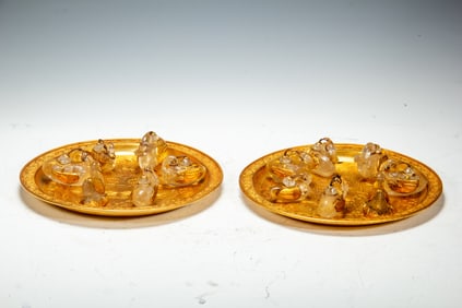 Pair of White Crystal Inlaid Gilt Bronze Carved Flower and Bird Pattern Plate