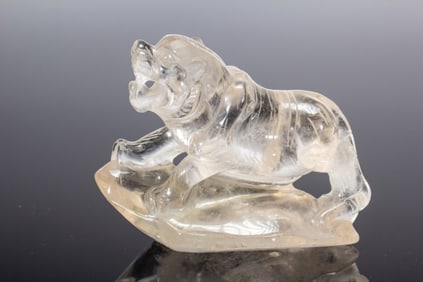 White Crystal Carved Beast Shape Ornament