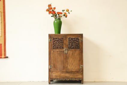 Huanghuali Wood Carved Chi Dragon Pattern Cabinet