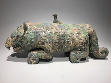 Chinese Bronze Carved Beast Face Pattern Beast Shape Ornament