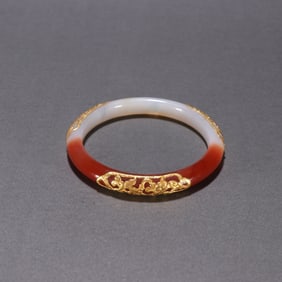 Agate Inlaid Gilt Silver Carved Flower Pattern Bangle
