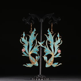 Pair of Gilt Silver Inlaid Gem Stone and Blue Feather Carved Fish Pattern Earring