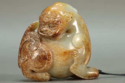 Jade Carved Beast Shape Ornament