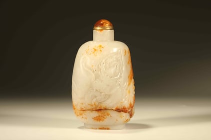 Jade Carved Dragon Pattern Snuff Bottle