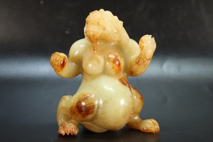 Jade Carved Bear Shape Figure