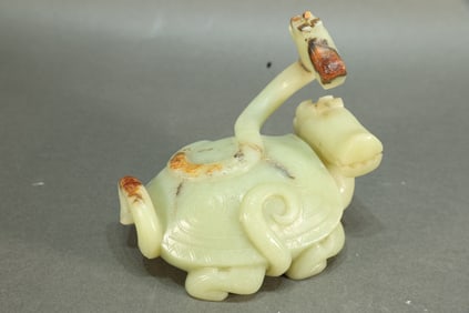 Jade Carved Beast Shape Figure