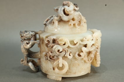 Jade Carved Chi Dragon Pattern Lid Cup