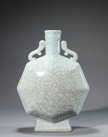 A Ge-Type Moonflask