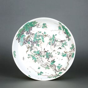 A Wucai 'Squirrel And Grape' Dish, Guozhi Style