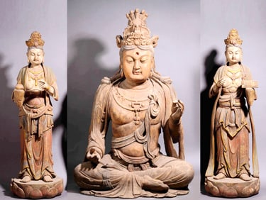A WOODEN STATUE OF MAHAVAIROCANA