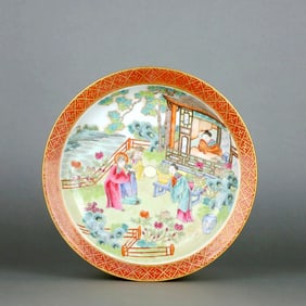A Iron-Red Gilt-Rimmed Famille Rose 'Romance Of The West Chamber' Dish