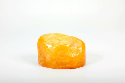 A TIANHUANG STONE SEAL WITH REED-GOOSE PATTERN AND "BODHI GATHA" INSCRIPTION
