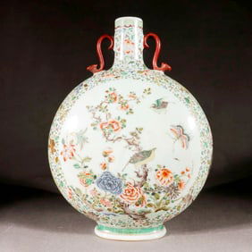 A FAMILLE ROSE FLAT-BELLIED VASE WITH BIRD-FLOWER DESIGN