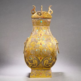 A BRONZE SQUARE VASE WITH GOLD INLAY