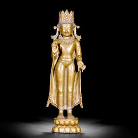 AN ALLOY BRONZE STATUE OF GUANYIN