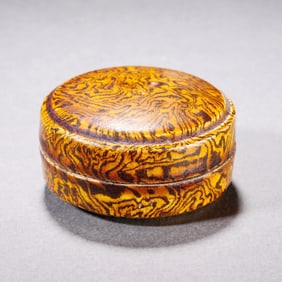 A JIAOTAI-GLAZED SEAL PASTE BOX