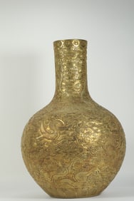 Gold Glazed Carved Dragon Pattern Porcelain Tianqiu Vase