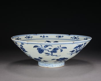 Blue and White Flower Pattern Porcelain Bowl