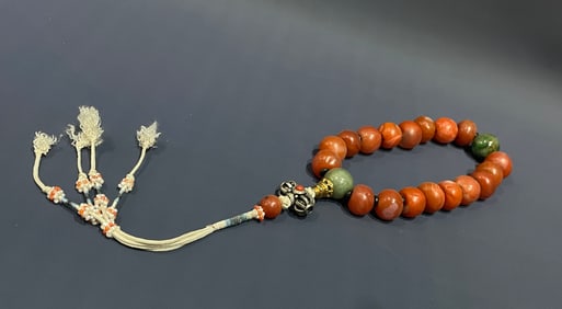Agate Eighteen Praying Bead Bracelet