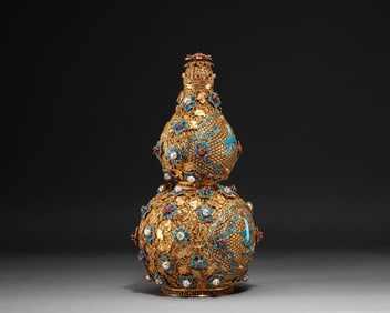 Gilt Silver Inlaid Blue Feather and Gem Stone Carved Flower Pattern Gourd Shape Vase