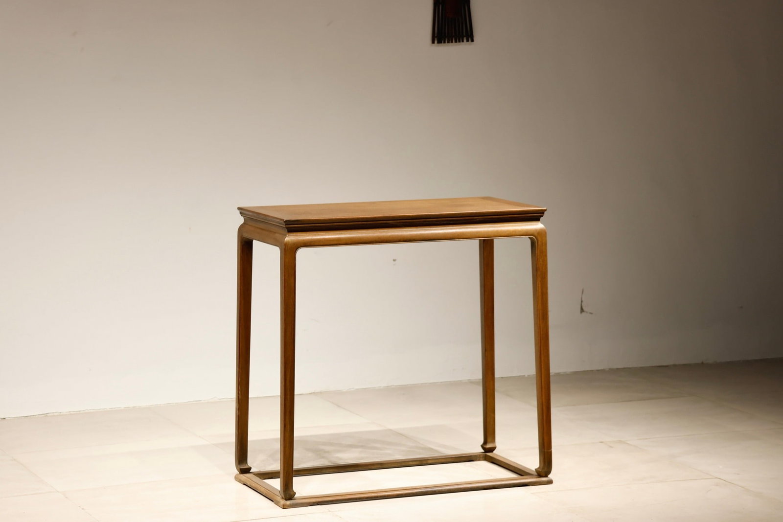Huanghuali Wood Table: Huanghuali Wood Table (80 x 40 x 80cm)