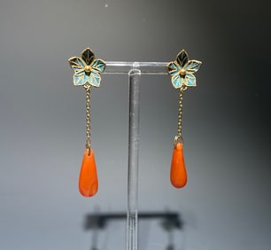 Pair of Gilt Silver Blue Feather Inlaid Gem Stone Carved Flower Pattern Earring