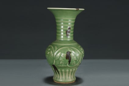 Longquan Ware Carved Flower Pattern Porcelain Vase