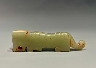 Jade Carved Beast Shape Ornament